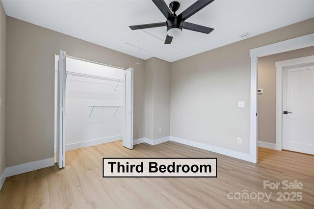 11 Rhudy Road, Asheville, NC 28806