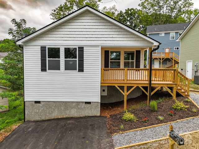 11 Rhudy Road, Asheville, NC 28806