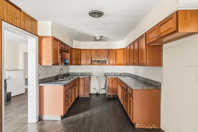 703 & 705 CLEVELAND AVENUE, Wildwood, FL 34785