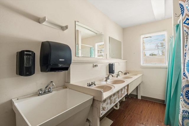 703 & 705 CLEVELAND AVENUE, Wildwood, FL 34785