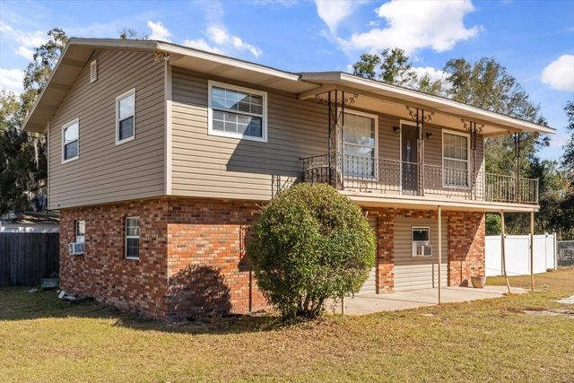 703 & 705 CLEVELAND AVENUE, Wildwood, FL 34785