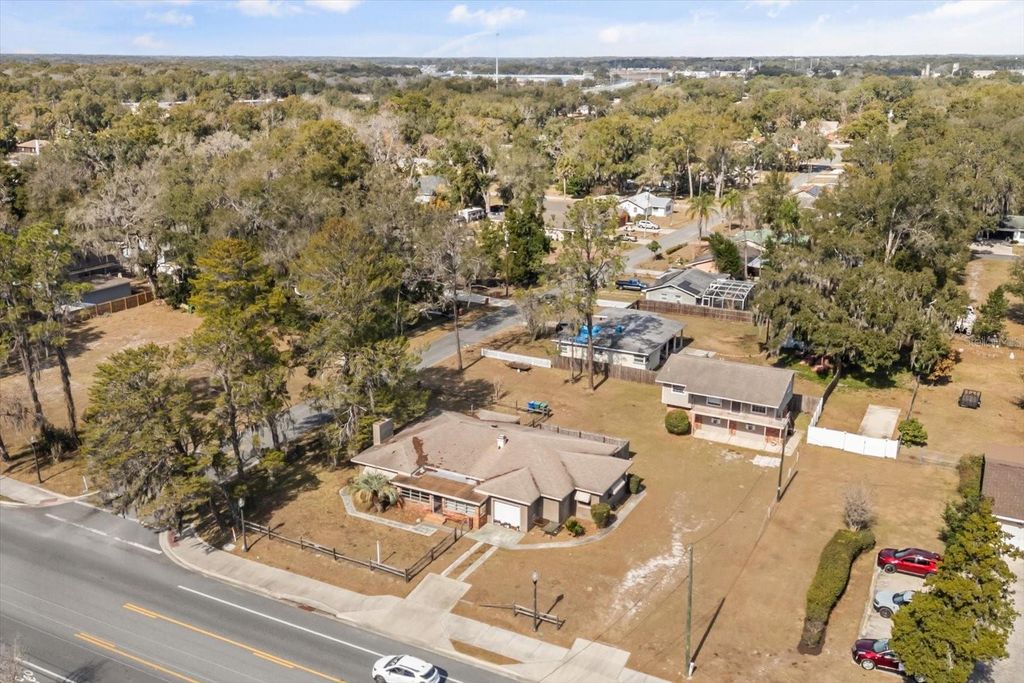 703 & 705 CLEVELAND AVENUE, Wildwood, FL 34785