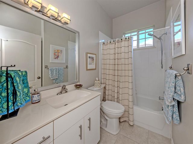 905 BRAMLEY COURT 9, Venice, FL 34293