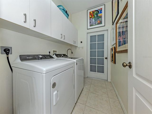 905 BRAMLEY COURT 9, Venice, FL 34293