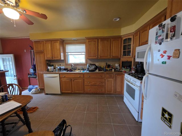 1842 Lathers Street, Garden City, MI 48135