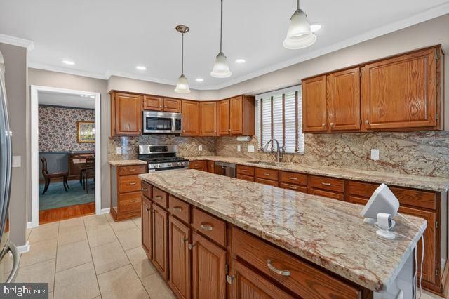 19804 SOVEREIGN CT, Germantown, MD 20876