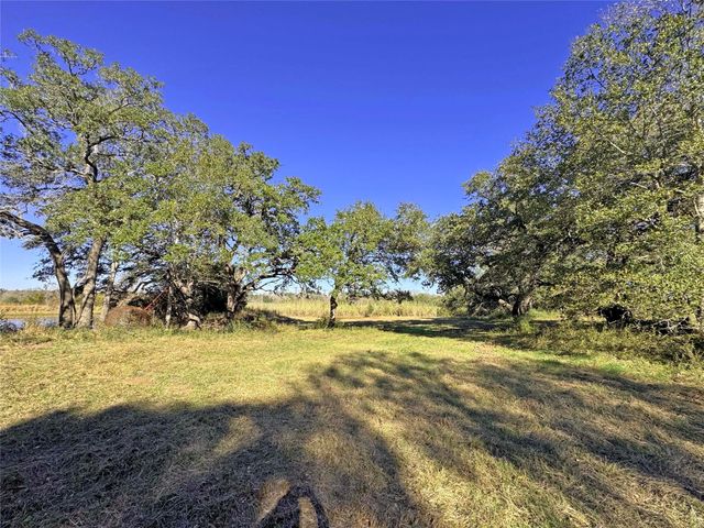 1A Hoppers Lane, Brenham, TX 77833