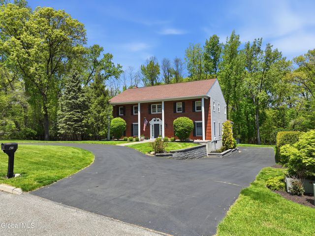 47 Park Drive, Menands, NY 12204