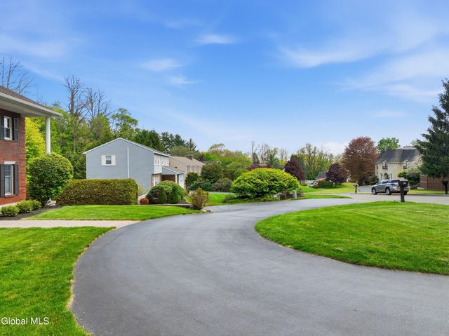 47 Park Drive, Menands, NY 12204