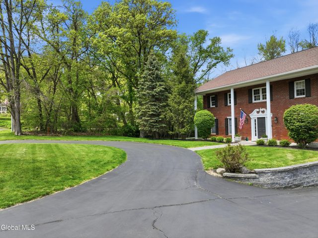 47 Park Drive, Menands, NY 12204