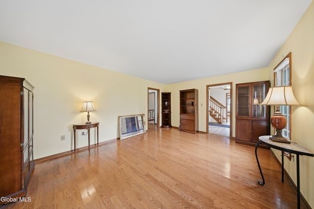 47 Park Drive, Menands, NY 12204