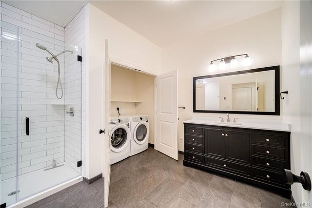 22 Lapis Drive B, Beacon, NY 12508