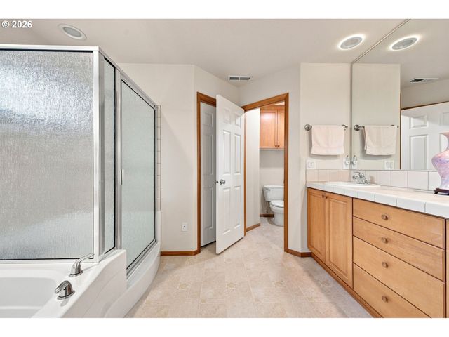 3700 Se 176TH Ave, Vancouver, WA 98683