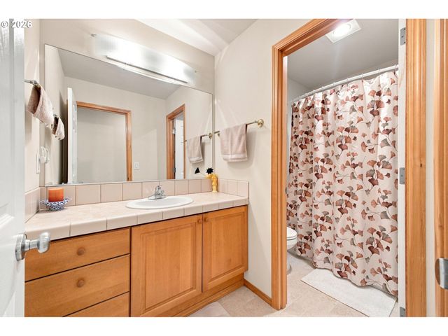 3700 Se 176TH Ave, Vancouver, WA 98683