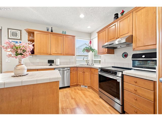 3700 Se 176TH Ave, Vancouver, WA 98683