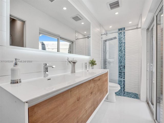 620 W Palmetto Park Rd, Boca Raton, FL 33486