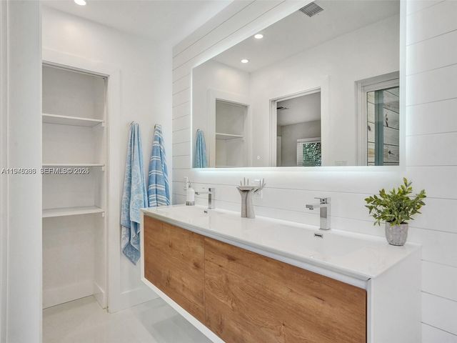 620 W Palmetto Park Rd, Boca Raton, FL 33486