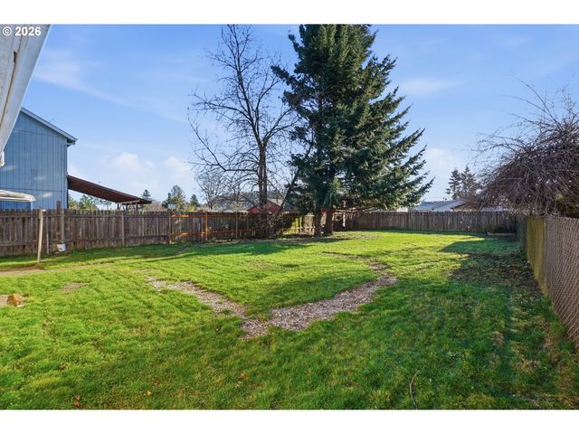 9314 Se HARRISON St, Portland, OR 97216