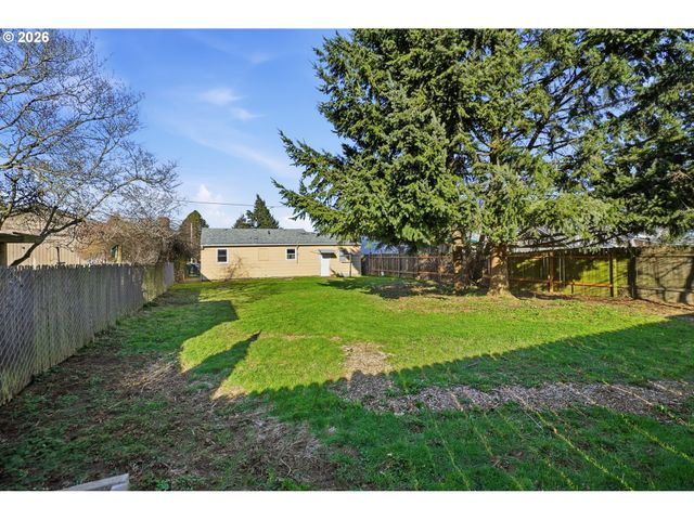 9314 Se HARRISON St, Portland, OR 97216