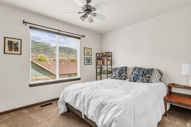 816 N SHEPARD CREEK PKWY, Farmington, UT 84025