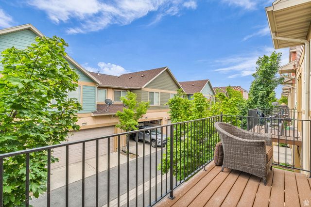 816 N SHEPARD CREEK PKWY, Farmington, UT 84025
