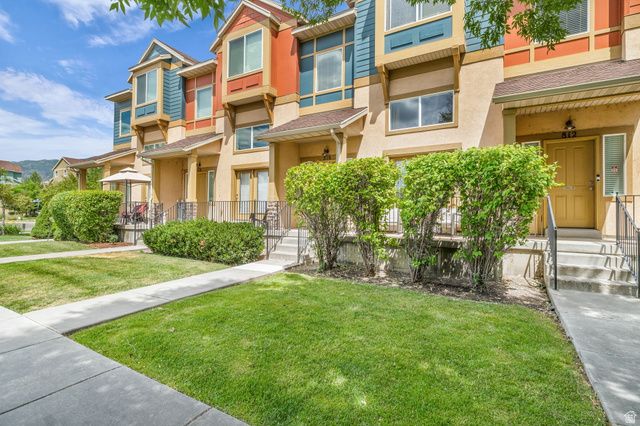 816 N SHEPARD CREEK PKWY, Farmington, UT 84025