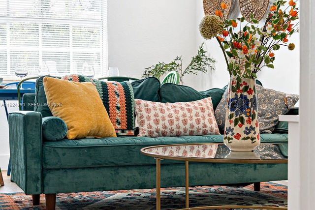 811 Tequesta St 2, Fort Lauderdale, FL 33312