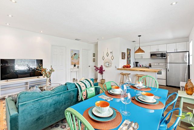 811 Tequesta St 2, Fort Lauderdale, FL 33312