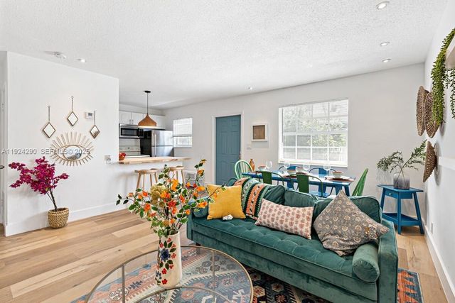 811 Tequesta St 2, Fort Lauderdale, FL 33312