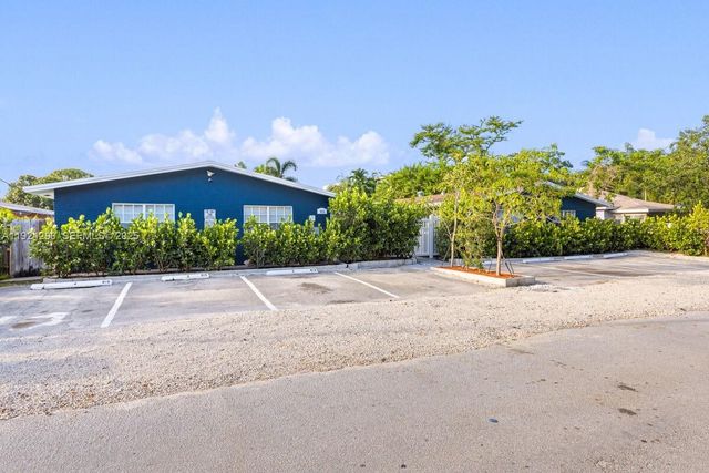 811 Tequesta St 2, Fort Lauderdale, FL 33312