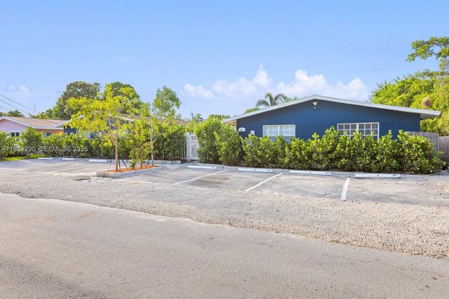 811 Tequesta St 2, Fort Lauderdale, FL 33312