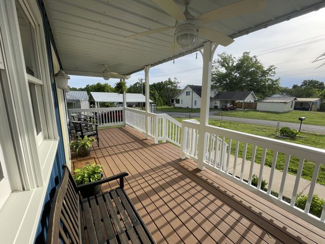 105 General Ave, Centerville, TN 37033