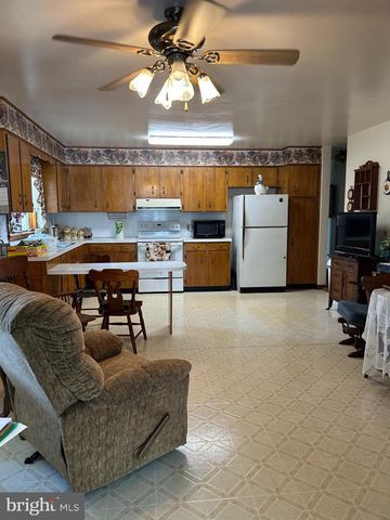 8221 STONE BRIDGE ROAD, Greencastle, PA 17225