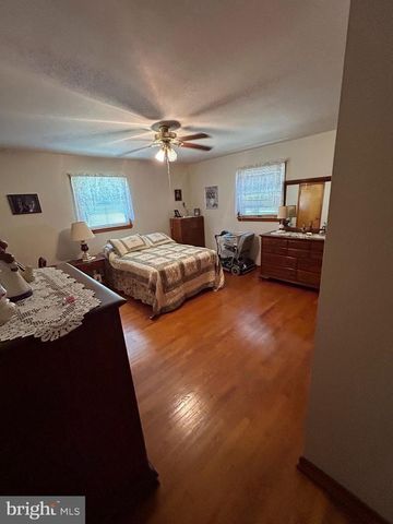 8221 STONE BRIDGE ROAD, Greencastle, PA 17225