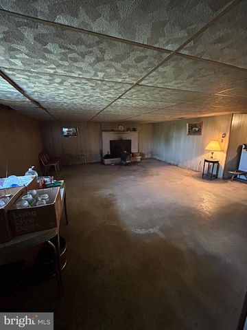 8221 STONE BRIDGE ROAD, Greencastle, PA 17225