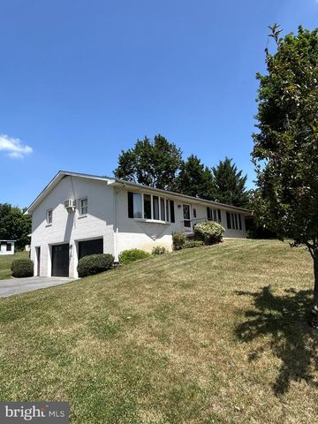 8221 STONE BRIDGE ROAD, Greencastle, PA 17225