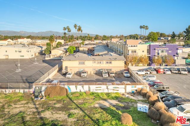 6653 Darby Avenue, Reseda (los Angeles), CA 91335