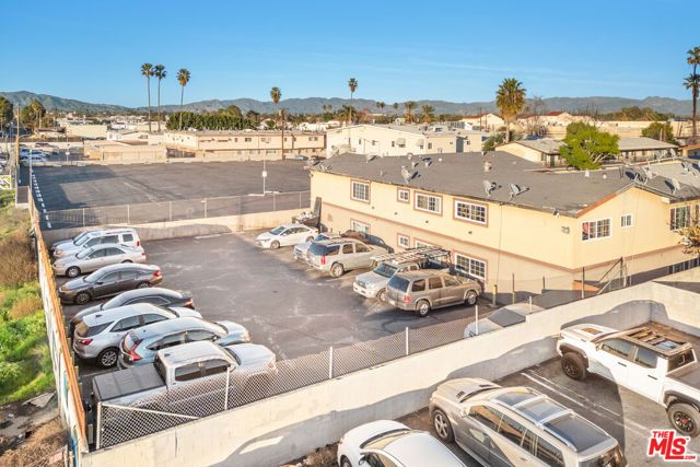 6653 Darby Avenue, Reseda (los Angeles), CA 91335