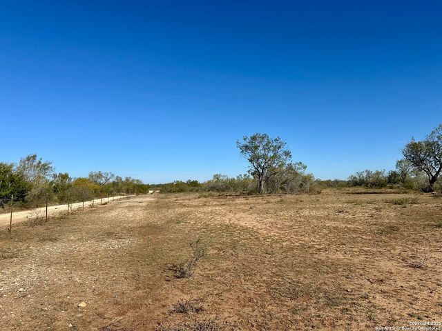 0 County Road 733, Moore, TX 78057
