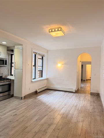 4330 46th Street 1K, Sunnyside, NY 11104