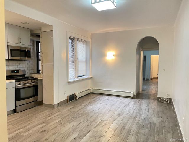4330 46th Street 1K, Sunnyside, NY 11104