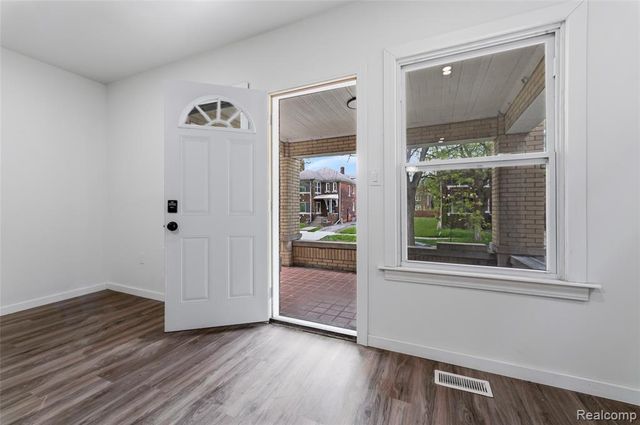 2509 Gladstone Street, Detroit, MI 48206