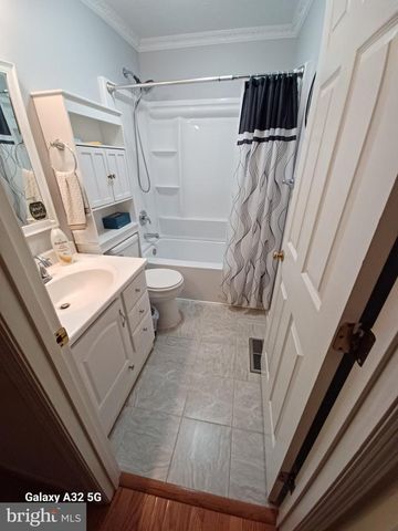 7852 CROSSBAY DR, Severn, MD 21144