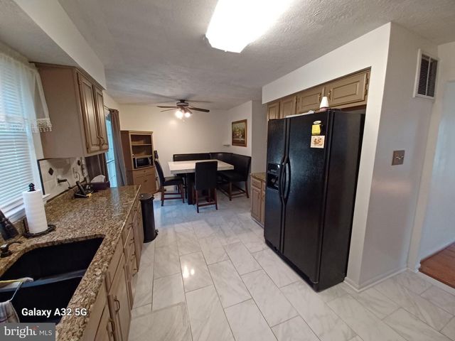 7852 CROSSBAY DR, Severn, MD 21144