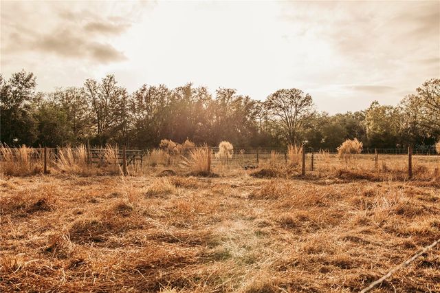 5812 N DORMANY ROAD, Plant City, FL 33565