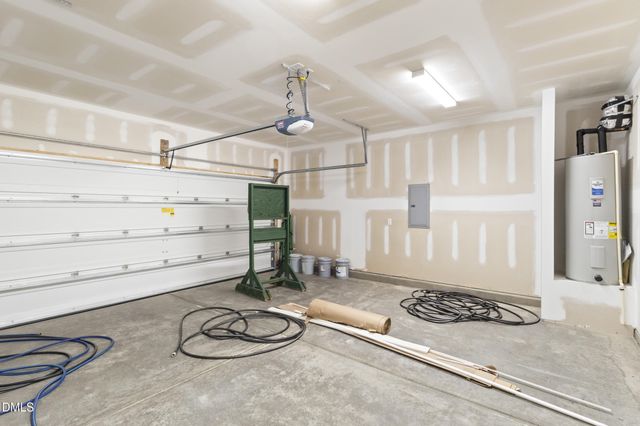 189 Pecan Valley Way, Four Oaks, NC 27524