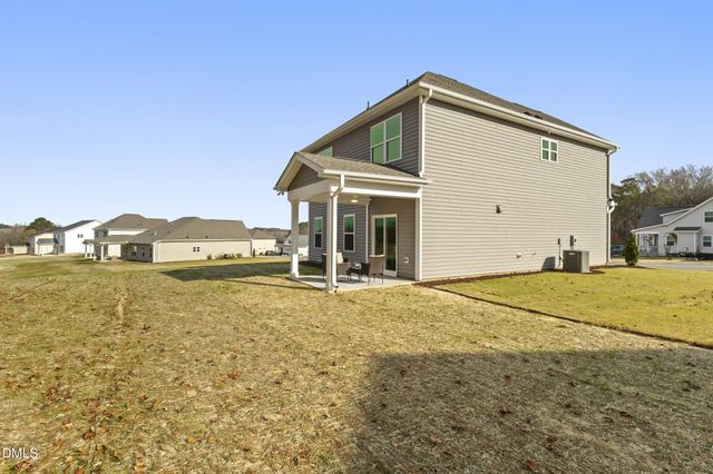 189 Pecan Valley Way, Four Oaks, NC 27524