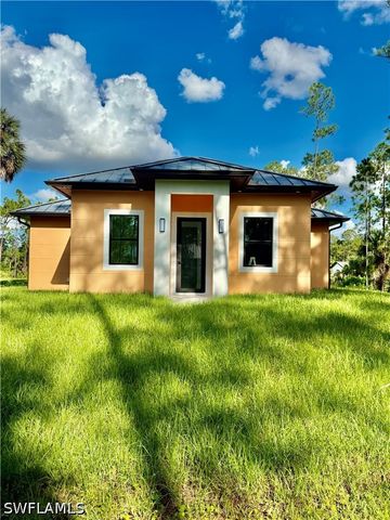 3206 10th AVE NE, Naples, FL 34120