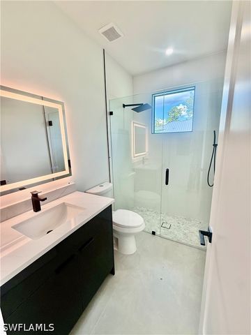 3206 10th AVE NE, Naples, FL 34120
