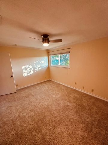 3529 North Hills DR B, Austin, TX 78731